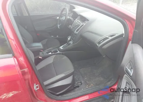 2012 Ford Focus Se z USA, uszkodzony, nr VIN 1FAHP3F25CL464161